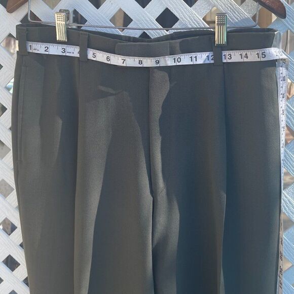 Kennth Cole New York - Mans Brown Suit - Picture 10 of 16